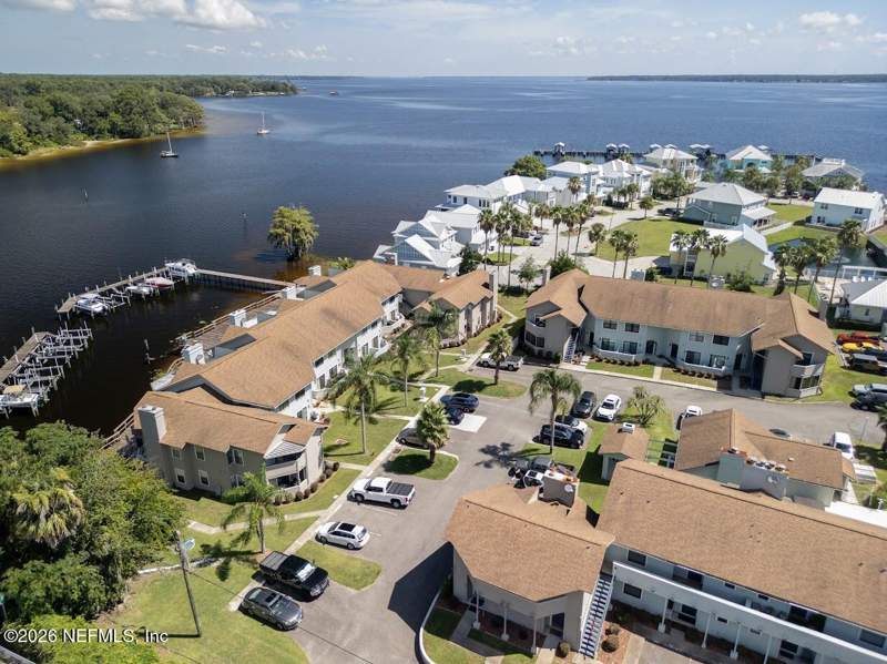 2 bedroom Condominium at 120 GOVERNOR Street #101, Governors Landing, Green Cove Springs — photo 2