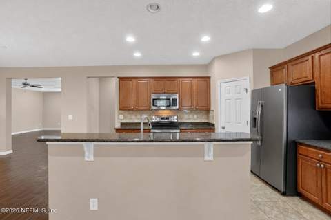 12205 Lavenhorn Road, Jacksonville FL - photo 13 of 48