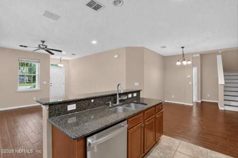 12205 Lavenhorn Road, Jacksonville FL - photo 14 of 48