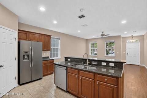 12205 Lavenhorn Road, Jacksonville FL - photo 15 of 48