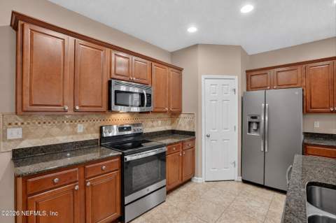 12205 Lavenhorn Road, Jacksonville FL - photo 17 of 48