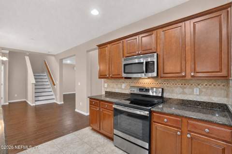 12205 Lavenhorn Road, Jacksonville FL - photo 18 of 48