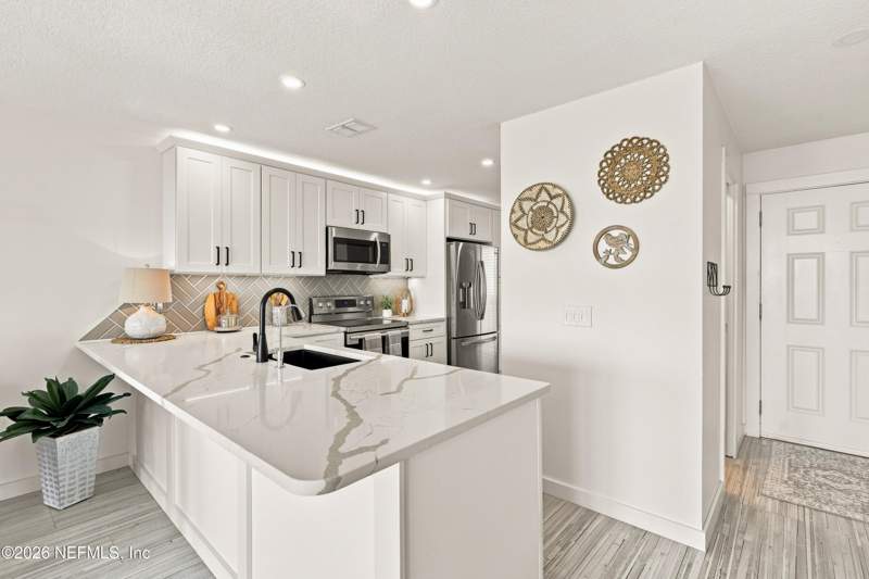 2 bedroom Condominium at 2 10th Street #4, Surfside, St. Augustine Beach — photo 4