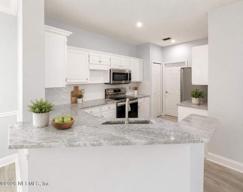 3 bedroom Condominium at 10000 Gate Parkway #726, Sail Cove Town Center, Jacksonville — photo 3