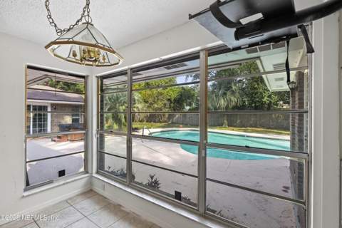 3102 Shady Drive, Jacksonville FL - photo 17 of 39