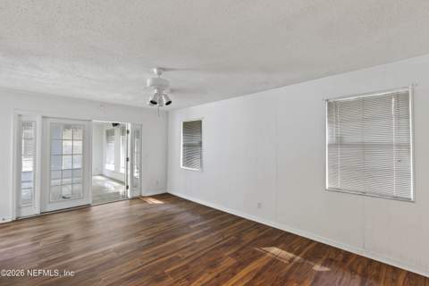 3102 Shady Drive, Jacksonville FL - photo 19 of 39