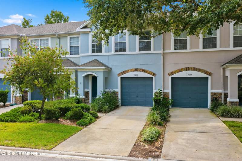 2 bedroom Townhouse at 5856 Sandstone Way, Stonefield At Bartram Par, Jacksonville — photo 2