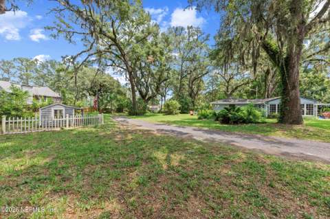 440 Blake Avenue, Orange Park FL - photo 11 of 44