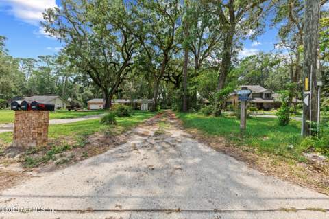 440 Blake Avenue, Orange Park FL - photo 6 of 44