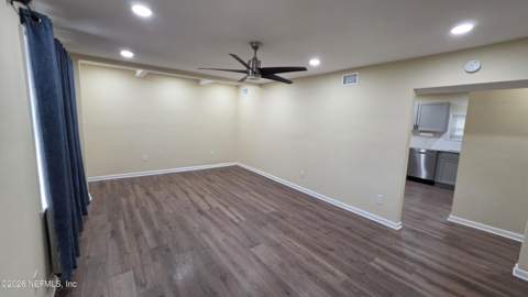 86060 Hill Valley Avenue, Yulee FL - photo 8 of 36