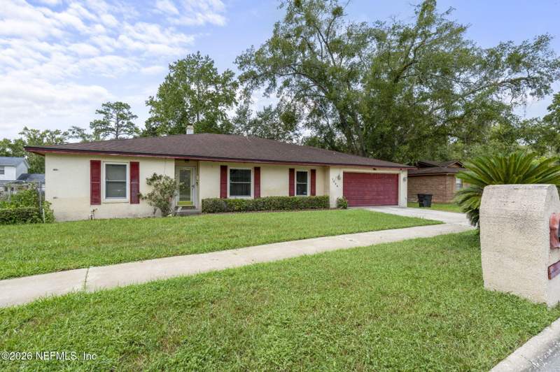 3 bedroom Single Family Residence at 1222 Squirrel Lane, Turtle Creek Village, Jacksonville — photo 2
