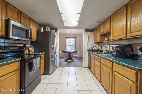 1222 Squirrel Lane, Jacksonville FL - photo 15 of 28