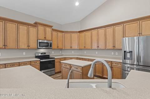 2489 Country Side Drive, Fleming Island FL - photo 7 of 84