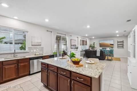 3077 Hawks Hill Lane, Jacksonville FL - photo 19 of 38
