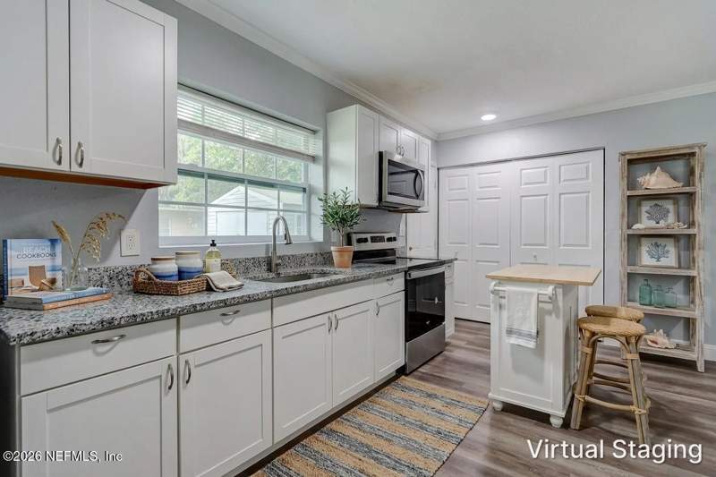 3 bedroom Single Family Residence at 1551 Domas Drive, Arlington Manor, Jacksonville — photo 4