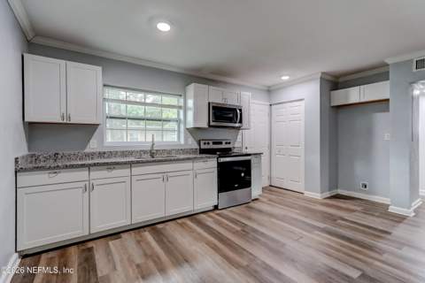 1551 Domas Drive, Jacksonville FL - photo 22 of 41