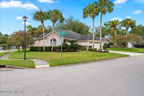 4407 Horseshoe Bend Court, Jacksonville FL - photo 12 of 46