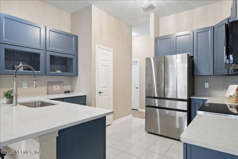 4407 Horseshoe Bend Court, Jacksonville FL - photo 23 of 46
