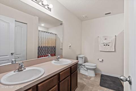 8292 Meadow Walk Lane, Jacksonville FL - photo 14 of 26