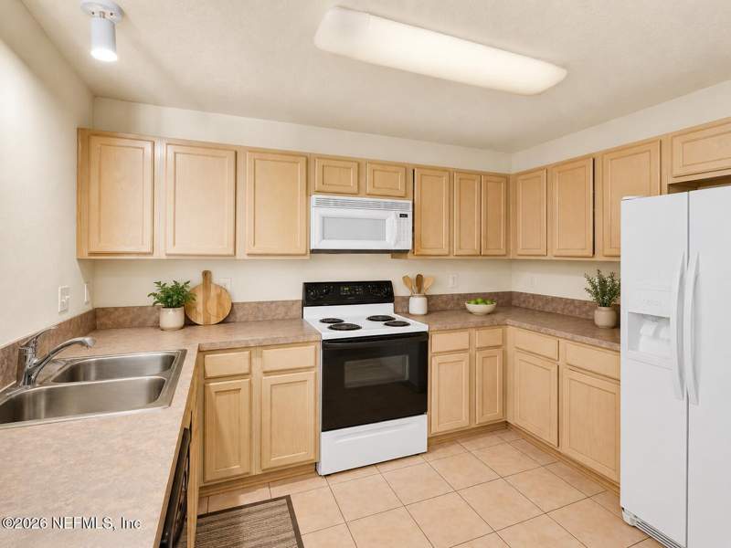 3 bedroom Condominium at 6111 Maggies Circle #115, Natures Hideaway, Jacksonville — photo 3
