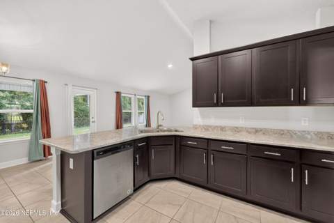12540 Weeping Branch Circle, Jacksonville FL - photo 20 of 58