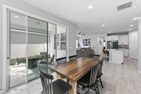 3096 Alpin Drive, Jacksonville FL - photo 14 of 32