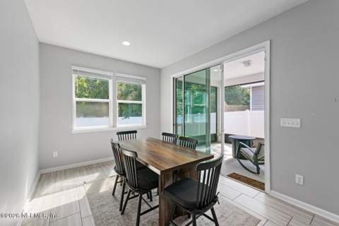 3096 Alpin Drive, Jacksonville FL - photo 13 of 32
