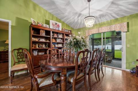 12257 Governors Drive, Jacksonville FL - photo 7 of 23