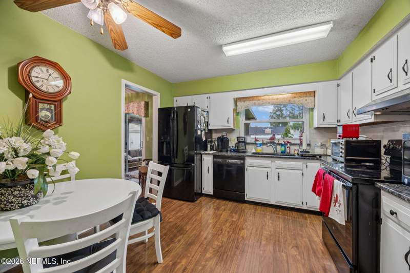 3 bedroom Single Family Residence at 12257 Governors Drive, Holly Point, Jacksonville — photo 5
