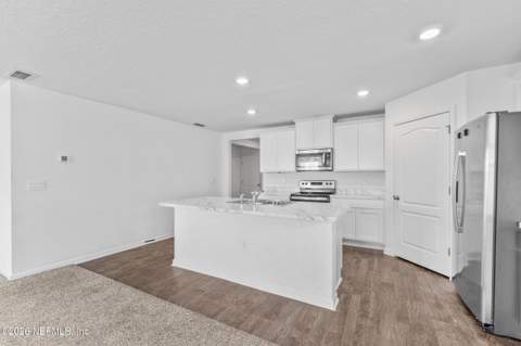 5606 Hollow Birch Drive, Jacksonville FL - photo 10 of 42