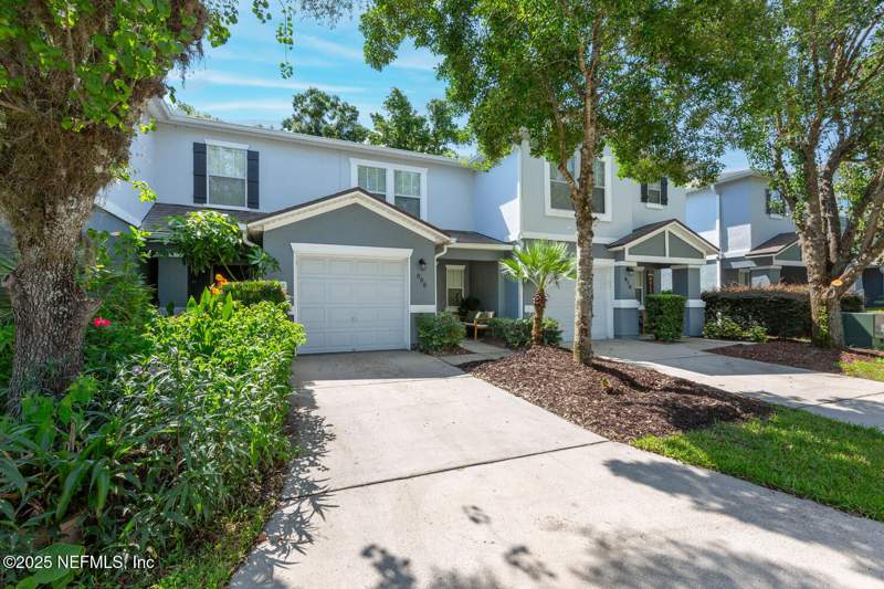 2 bedroom Townhouse at 808 Black Cherry Drive, Crossings At Cypress Trace Condo, St. Johns — photo 2