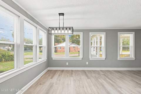 311 Chestnut Drive, Jacksonville FL - photo 12 of 29