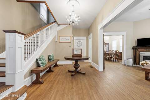 129 W 9TH Street, Jacksonville FL - photo 8 of 52
