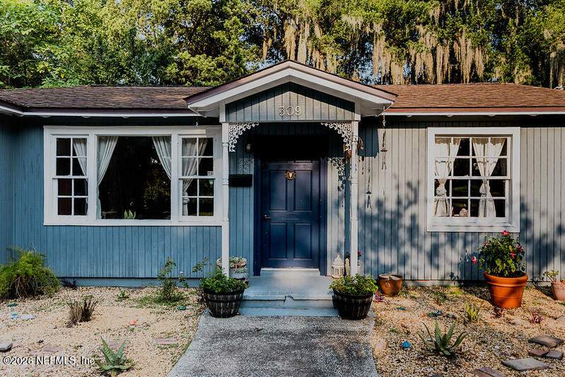 2 bedroom Single Family Residence at 309 Sandra Road, Clifton, Jacksonville — photo 3