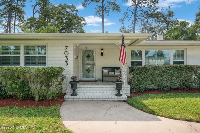 3 bedroom Single Family Residence at 7033 Catalonia Avenue, San Jose, Jacksonville — photo 4