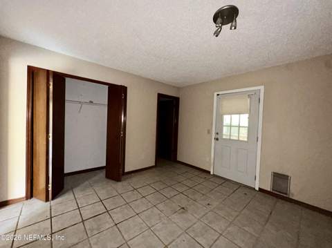 5526 Bennington Drive, Jacksonville FL - photo 12 of 17