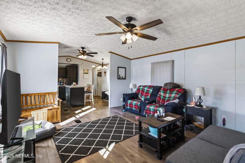 3 bedroom Mobile Home at 5380 Laurie Lane, West Big Branch, Middleburg — photo 3