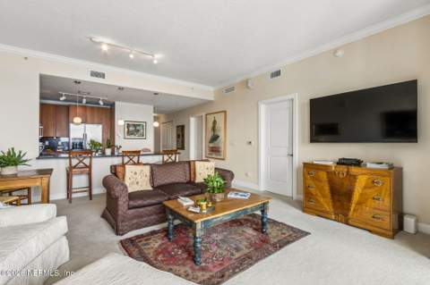1431 Riverplace Boulevard #1008, Jacksonville FL - photo 13 of 146