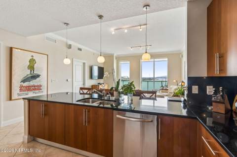 1431 Riverplace Boulevard #1008, Jacksonville FL - photo 20 of 146