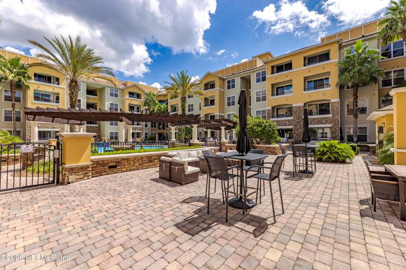 2 bedroom Condominium at 8539 Gate Parkway #1537, Villa Medici, Jacksonville — photo 3
