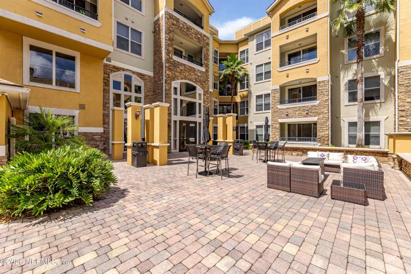 2 bedroom Condominium at 8539 Gate Parkway #1537, Villa Medici, Jacksonville — photo 4