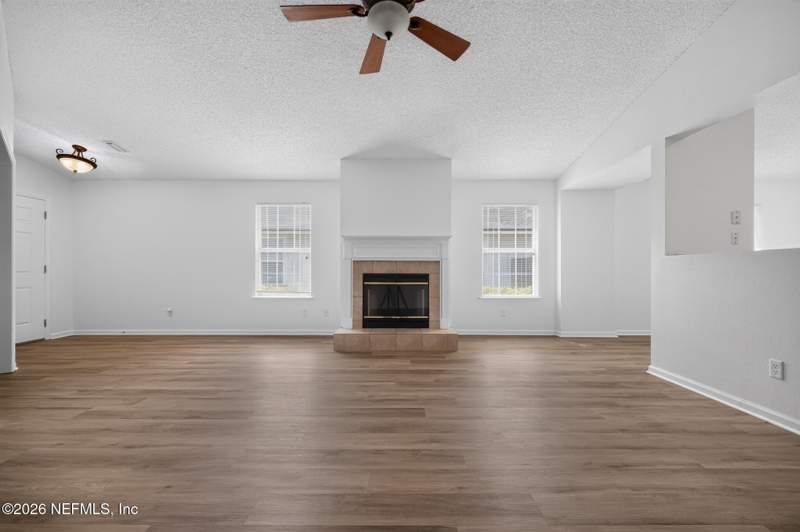 3 bedroom Single Family Residence at 8066 Leafcrest Drive, Argyle Forest, Jacksonville — photo 3