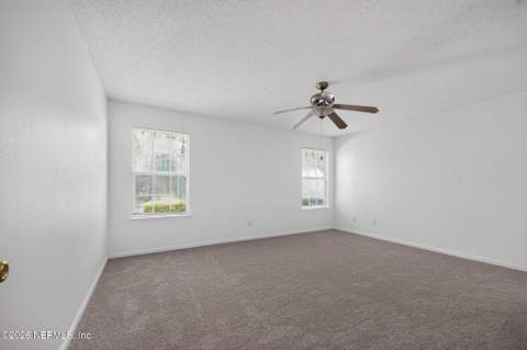 8066 Leafcrest Drive, Jacksonville FL - photo 9 of 15