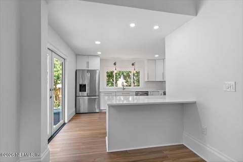 1272 Donald Street, Jacksonville FL - photo 16 of 36