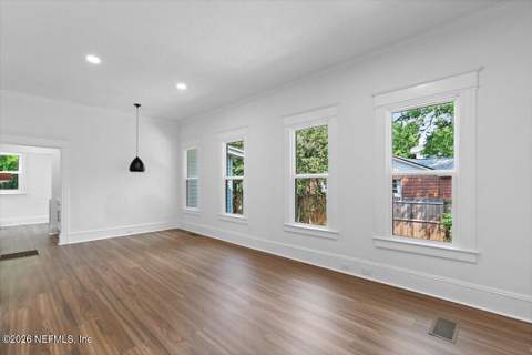 1272 Donald Street, Jacksonville FL - photo 8 of 36