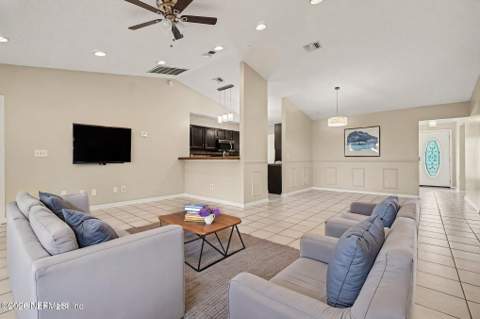 7304 Sweet Pea Trail, Jacksonville FL - photo 9 of 30