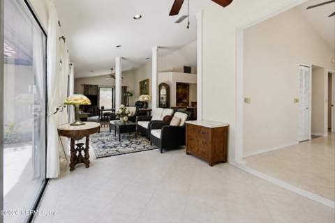 4018 Corrientes Court, Jacksonville FL - photo 13 of 32