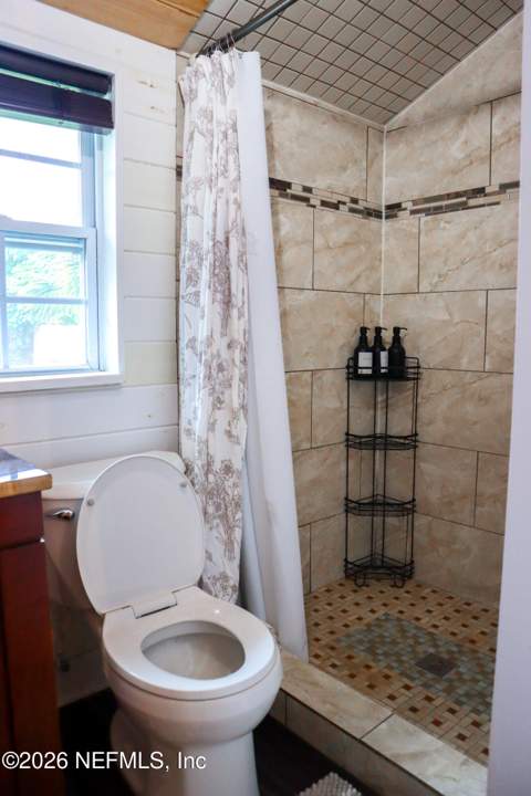 9136 Rota Avenue, Jacksonville FL - photo 12 of 32