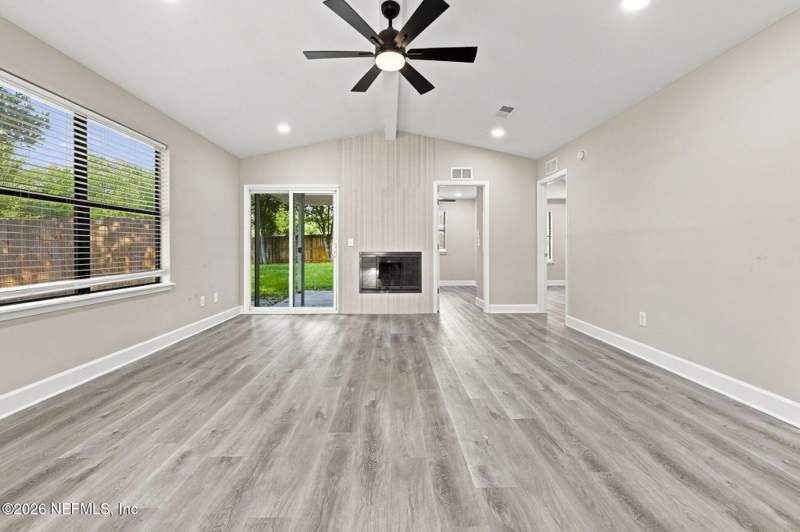 4 bedroom Single Family Residence at 1353 Sioux Street, Bear Run, Orange Park — photo 3