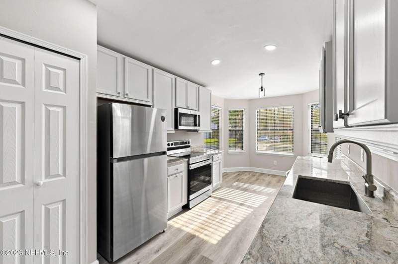 4 bedroom Single Family Residence at 1353 Sioux Street, Bear Run, Orange Park — photo 5